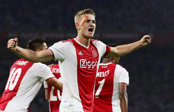 Man City and Barcelona could lose out on Matthijs de Ligt as Ajax sensation ‘accepts invitation to Juventus’