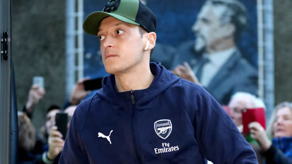 Arsenal willing to pay Ozil to leave