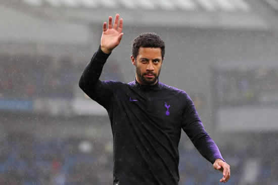 Tottenham's Mousa Dembele joins Guangzhou R&F in £9m deal