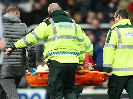 Mohamed Salah injury: Liverpool star STRETCHERED off vs Newcastle in worrying scenes