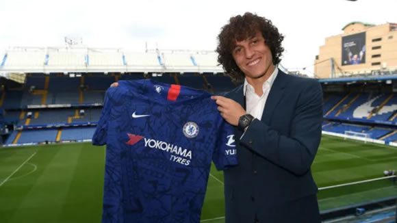 David Luiz signs Chelsea contract extension until 2021