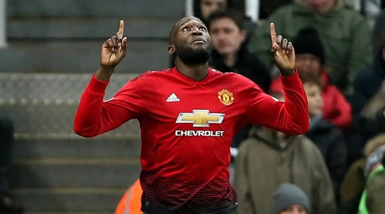 Why Romelu Lukaku might be staying at Manchester United