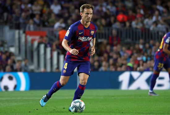 Barcelona's Rakitic moving to Man United 'unlikely because of family reasons' – ESPN