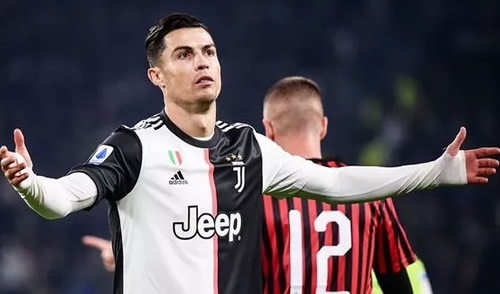 Cristiano Ronaldo fuming after being substituted in Juventus clash and storms down tunnel