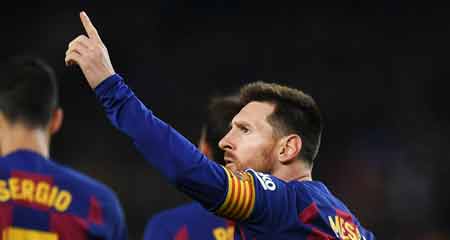 Barcelona 5-2 Real Mallorca: Messi scores hat-trick as champions regain top spot
