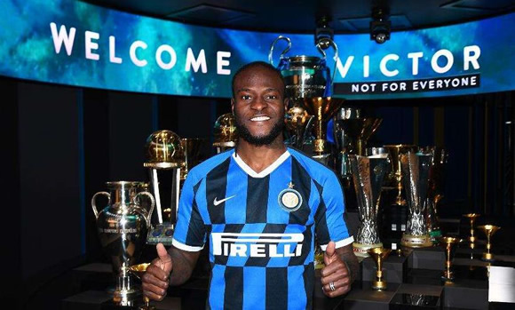 Inter sign Chelsea winger Moses on loan