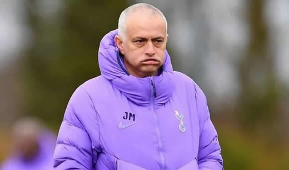 Tottenham boss Jose Mourinho ready to beat Man Utd to major transfer