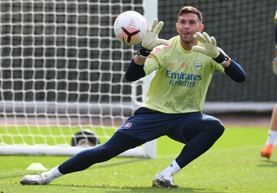 'I'M SO GRATEFUL' Emi Martinez confirms he’s leaving Arsenal with goodbye message ahead of £20m Aston Villa transfer