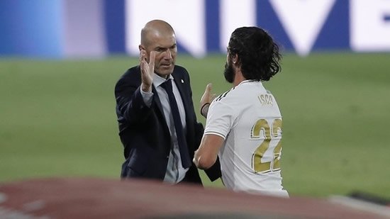 Zidane closes the exit door at Real Madrid