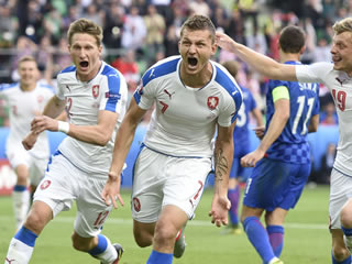 Czech get the point in another Euro 2016 game