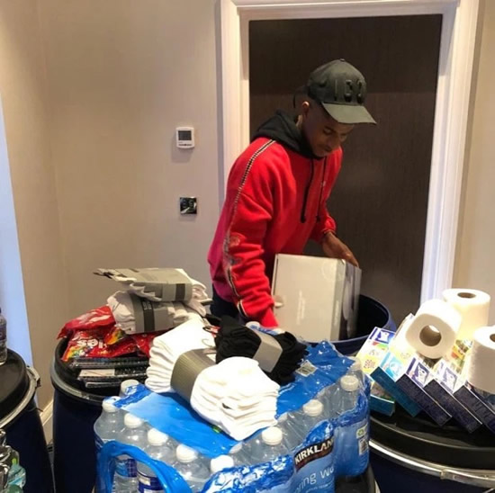 TOP MARCS Kind-hearted Marcus Rashford shows caring side as he donates food and gifts to children’s home