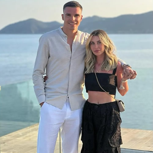 GOOD-BAY Ex-Fulham star Palhinha splits from pregnant wife just months after Bayern Munich transfer as she ditches wedding ring